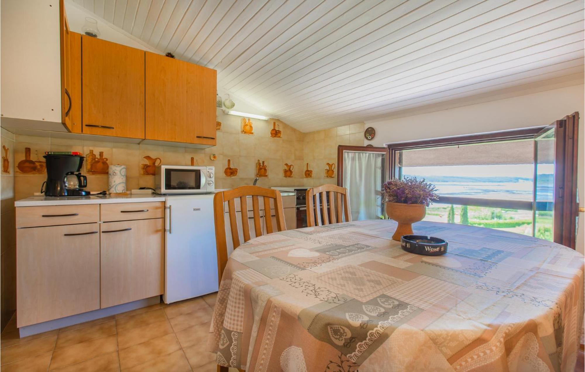 Amazing Apartment In Secovlje With Kitchen Zewnętrze zdjęcie