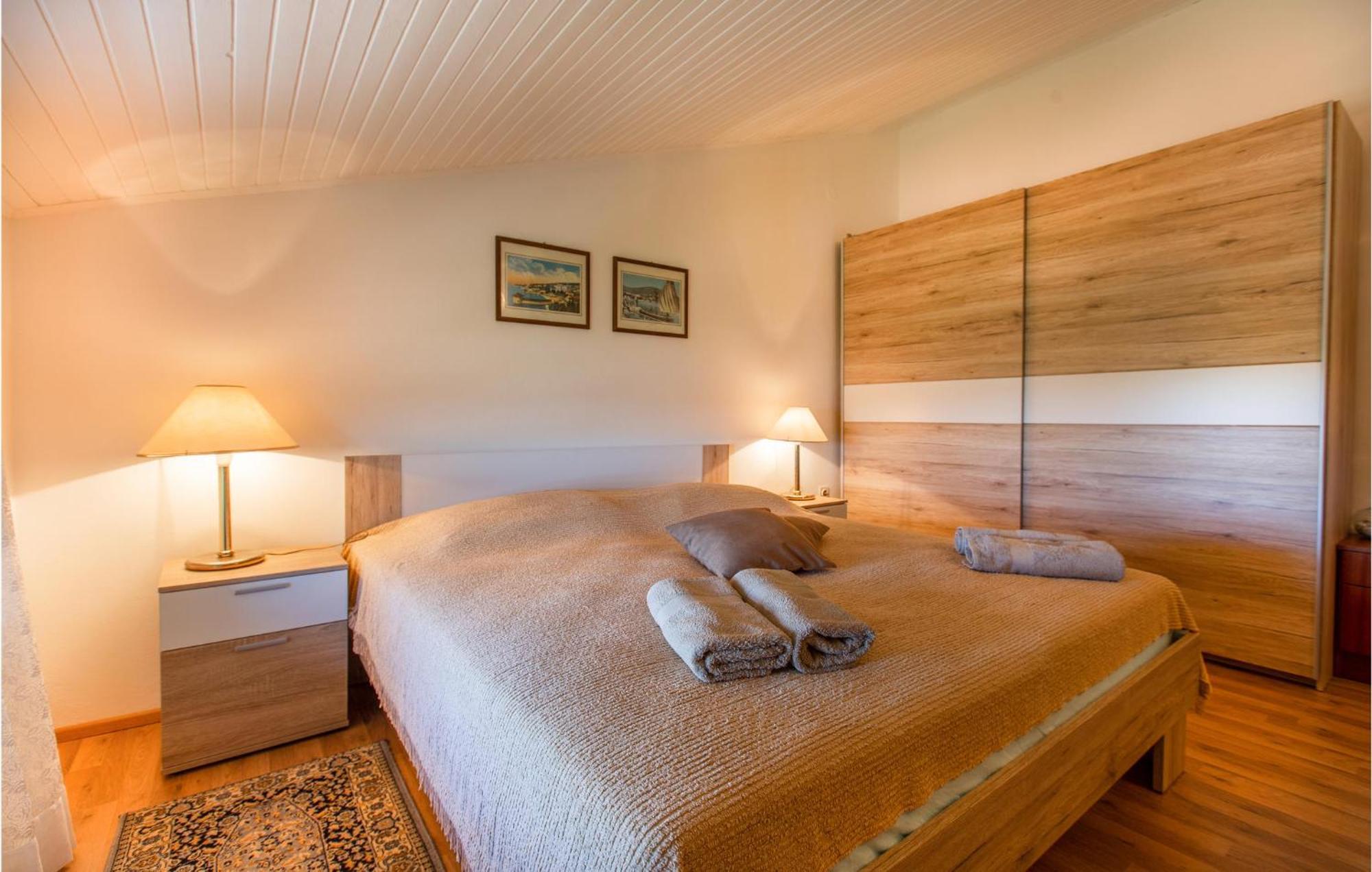 Amazing Apartment In Secovlje With Kitchen Zewnętrze zdjęcie